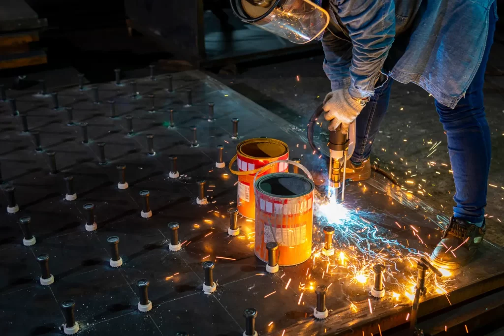picture of stud welding